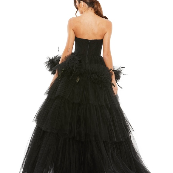 Mac Duggal STRAPLESS TULLE GOWN WITH FEATHER DETAIL - Picture 2 of 4